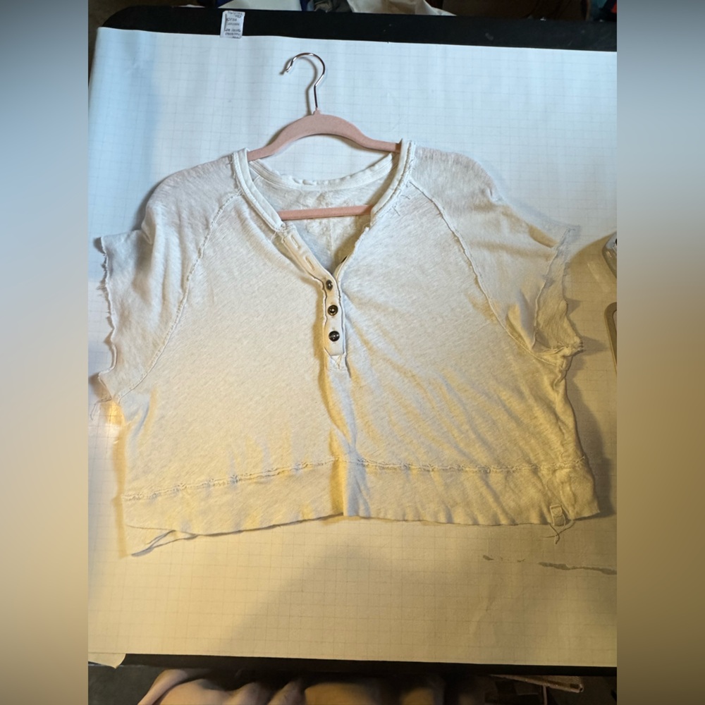 We The Free Ivory Button-Front Cropped Top